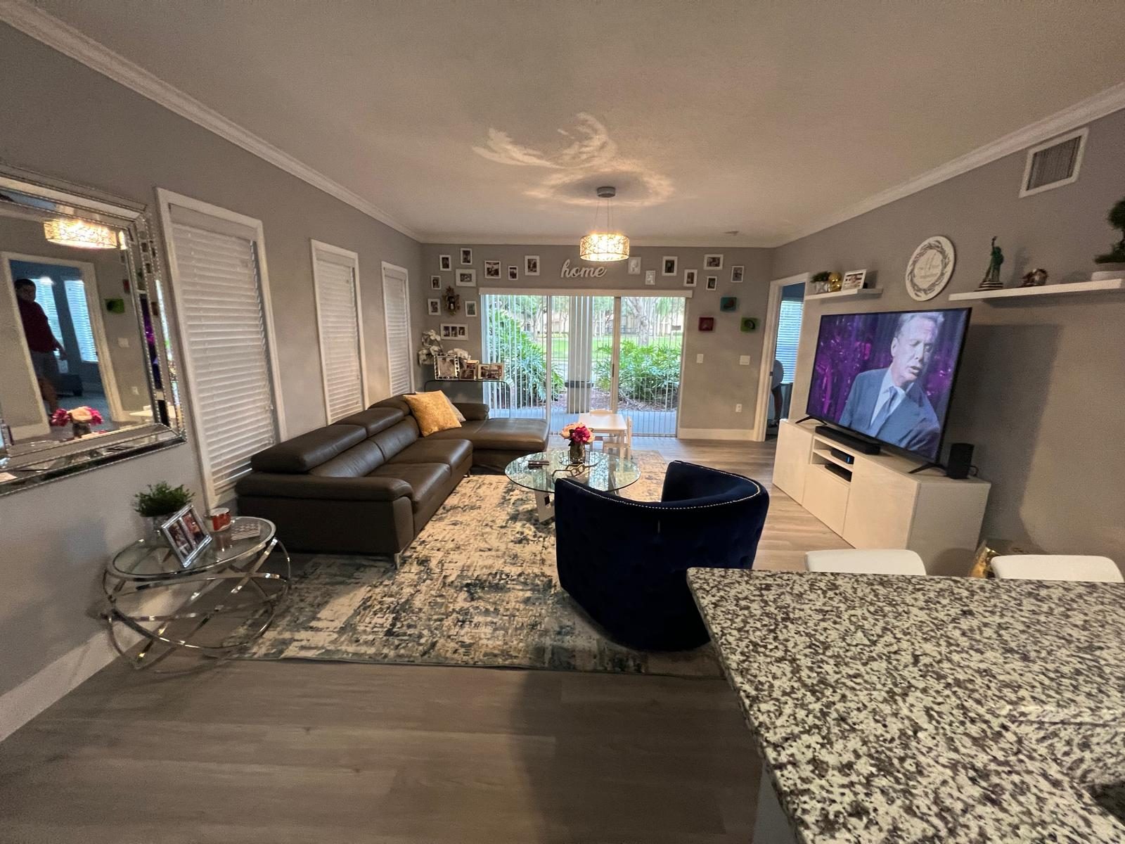 Finished living room renovation by MultiServices & Solutions J&L